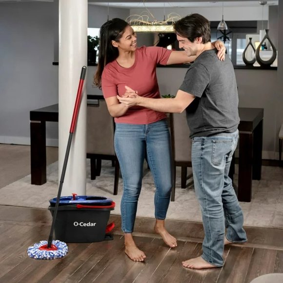 O-Cedar EasyWring RinseClean Spin Mop and Bucket System, Hands-Free System - Picture 9 of 16